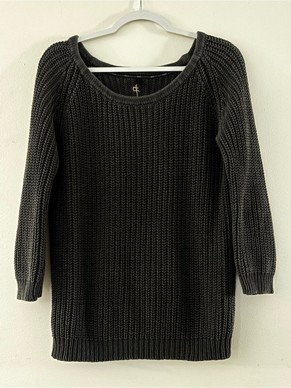 Red Dragon Women's Charcoal Scoop-Neck Knit Pullover